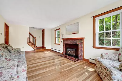 14 Centre Lane, Boston, MA 02132 - Photo 5