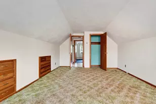 14 Centre Ln, Boston, MA 02132 - Photo 15