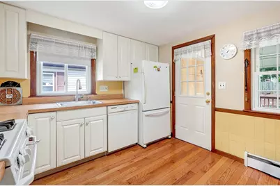 14 Centre Lane, Boston, MA 02132 - Photo 7