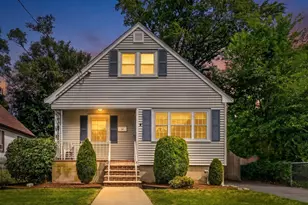 14 Centre Ln, Boston, MA 02132 - Photo 3