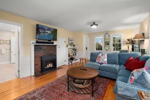 24 Mount Pleasant St, Rockport, MA 01966 - Photo 3