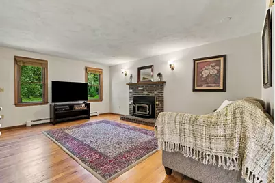 4 Florence Cir, Upton, MA 01568 - Photo 17