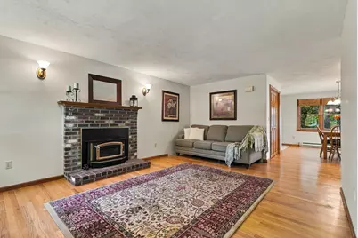 4 Florence Cir, Upton, MA 01568 - Photo 19