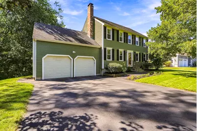 4 Florence Cir, Upton, MA 01568 - Photo 1