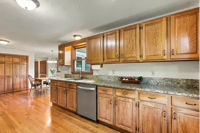 4 Florence Cir, Upton, MA 01568 - Photo 9