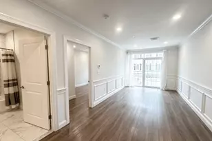320 Middlesex Ave, Medford, MA 02155 - Photo 5