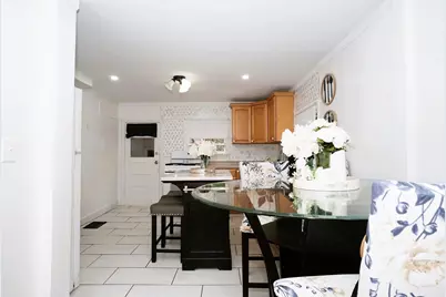 12 Bailey St, Lynn, MA 01904 - Photo 11