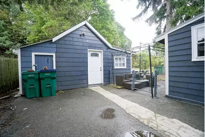 12 Bailey St, Lynn, MA 01904 - Photo 39