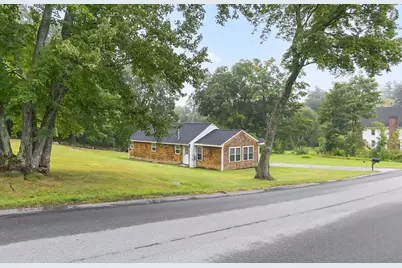 185 Linden St, Berlin, MA 01503 - Photo 25