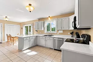 50 Hannah Dr, Somerset, MA 02726 - Photo 9
