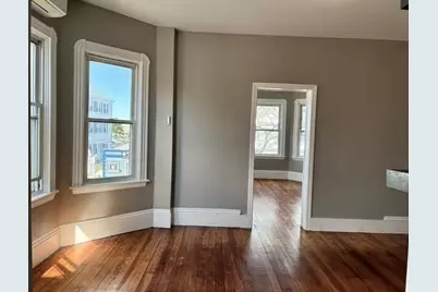 653 Brock Avenue #2, New Bedford, MA 02744 - Photo 9
