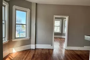 653 Brock Ave, New Bedford, MA 02744 - Photo 9