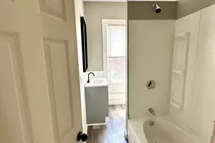 653 Brock Ave, New Bedford, MA 02744 - Photo 15