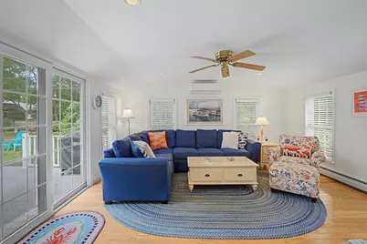 8 Gold Finch Ln, Dennis, MA 02660 - Photo 5