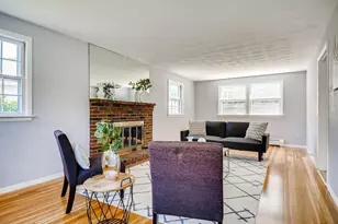 16 Phillip Ave, Burlington, MA 01803 - Photo 31
