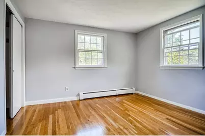 16 Phillip Ave, Burlington, MA 01803 - Photo 17