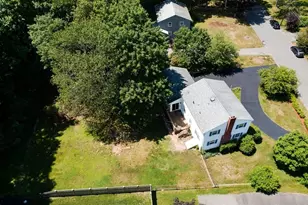 16 Phillip Ave, Burlington, MA 01803 - Photo 11
