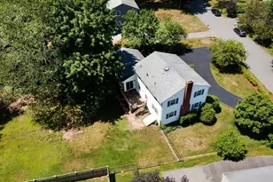 16 Phillip Ave, Burlington, MA 01803 - Photo 7