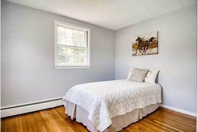 16 Phillip Ave, Burlington, MA 01803 - Photo 21