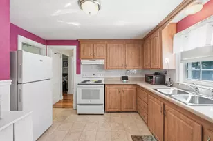 43 Spruce St, Shrewsbury, MA 01545 - Photo 13