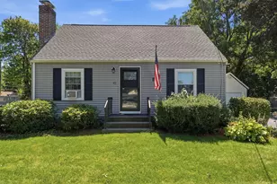 43 Spruce St, Shrewsbury, MA 01545 - Photo 1