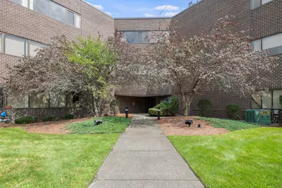 1 Olde North Rd #303, Chelmsford, MA 01824 - Photo 3