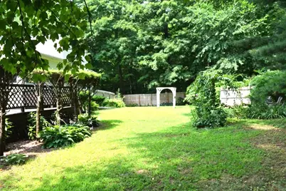 18 Highland Park Drive, West Springfield, MA 01089 - Photo 21