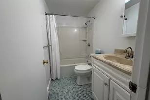 39 Berlin St, Clinton, MA 01510 - Photo 13