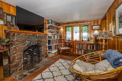 20 Crest Ave, Weymouth, MA 02189 - Photo 11