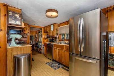 20 Crest Ave, Weymouth, MA 02189 - Photo 7