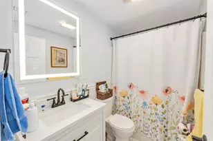 1816 River St, Boston, MA 02136 - Photo 25