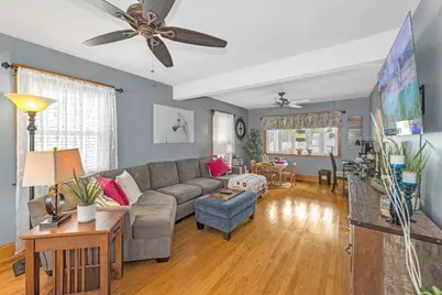 1816 River St, Boston, MA 02136 - Photo 9