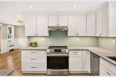 50 Pine St, Falmouth, MA 02556 - Photo 15