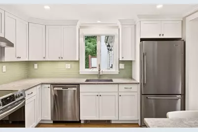 50 Pine St, Falmouth, MA 02556 - Photo 9