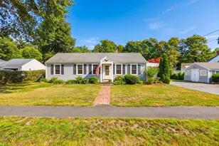 50 Pine St, Falmouth, MA 02556 - Photo 3