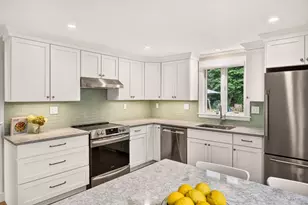 50 Pine St, Falmouth, MA 02556 - Photo 11