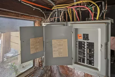 10 Carlisa Dr, Fall River, MA 02723 - Photo 25