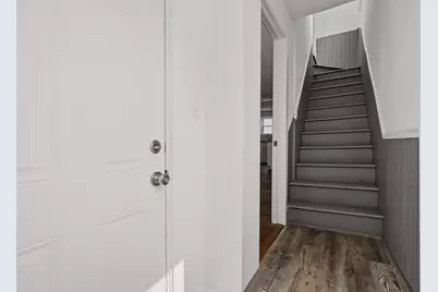 10 Carlisa Dr, Fall River, MA 02723 - Photo 9