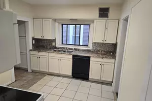 1063 Massachusetts Ave, Arlington, MA 02476 - Photo 13