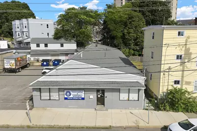 822 Eastern Ave, Fall River, MA 02723 - Photo 3
