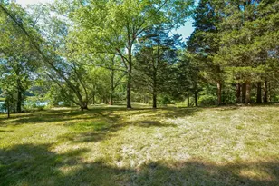 18 Town Landing Rd, Berkley, MA 02779 - Photo 13