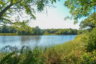 18 Town Landing Rd, Berkley, MA 02779 - Photo 7