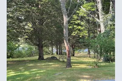 18 Town Landing Rd, Berkley, MA 02779 - Photo 3