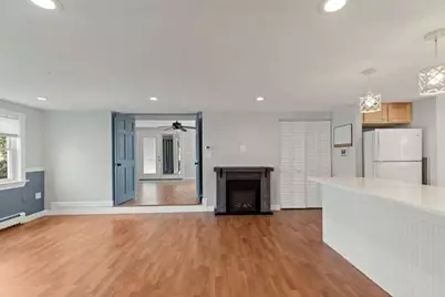 8 Herbert St, Wakefield, MA 01880 - Photo 5