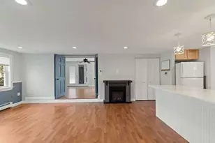 8 Herbert St, Wakefield, MA 01880 - Photo 5