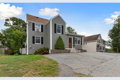 8 Herbert St, Wakefield, MA 01880 - Photo 3