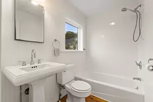 1105 Washington, Gloucester, MA 01930 - Photo 23