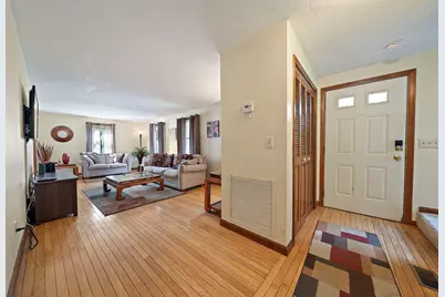 2072 State Rd, Plymouth, MA 02360 - Photo 11