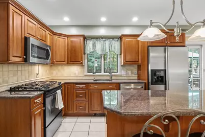 18 Silva Street, Carver, MA 02330 - Photo 9