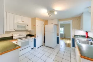 27 Mayflower Cir, Worcester, MA 01606 - Photo 27